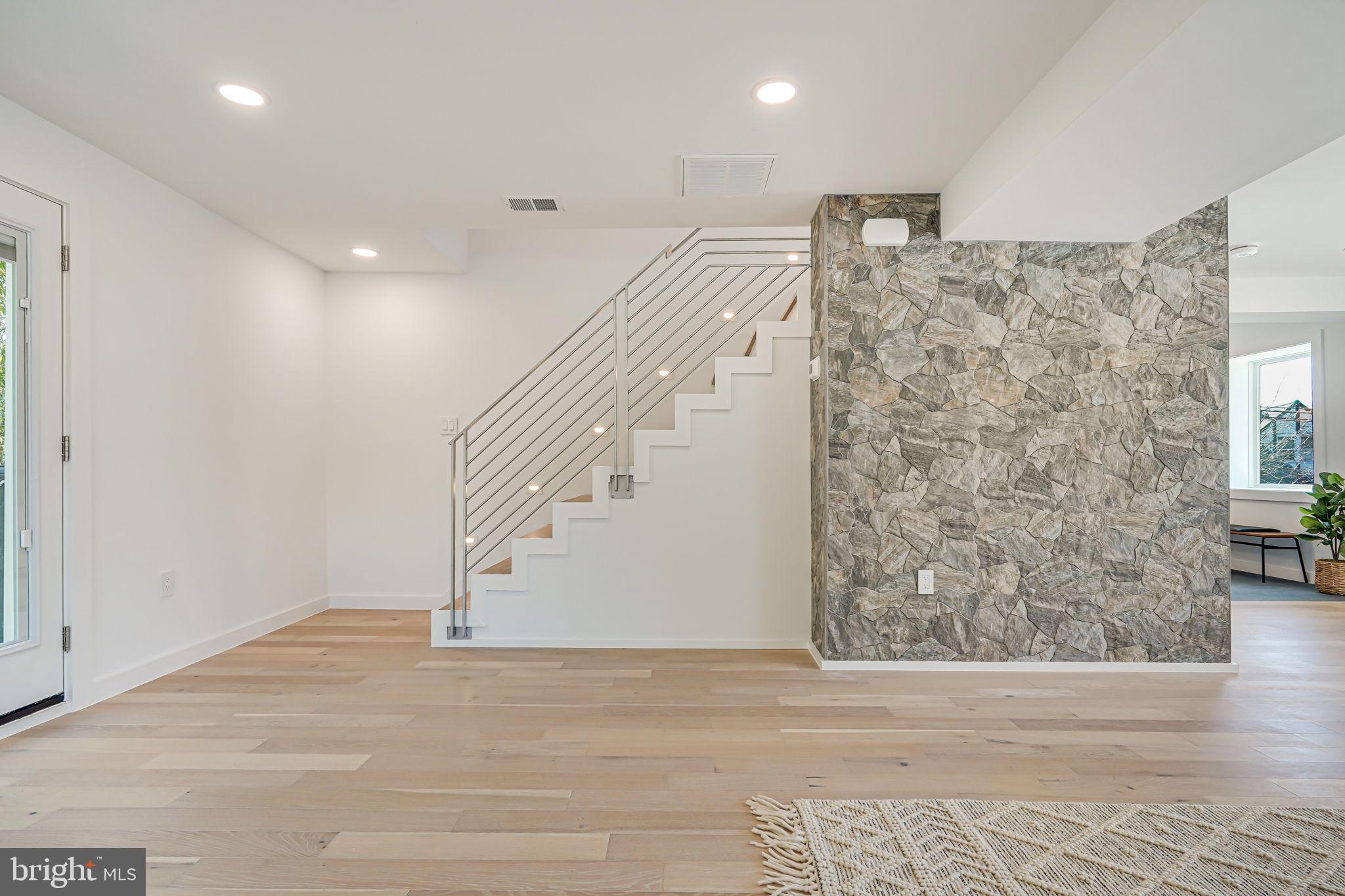 1717 CULPEPER STREET N