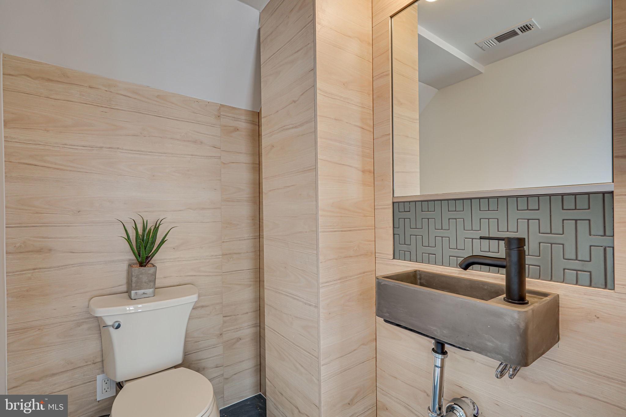 1717 CULPEPER STREET N