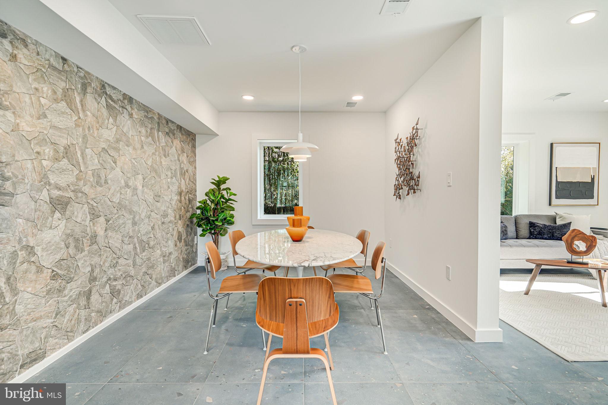 1717 CULPEPER STREET N