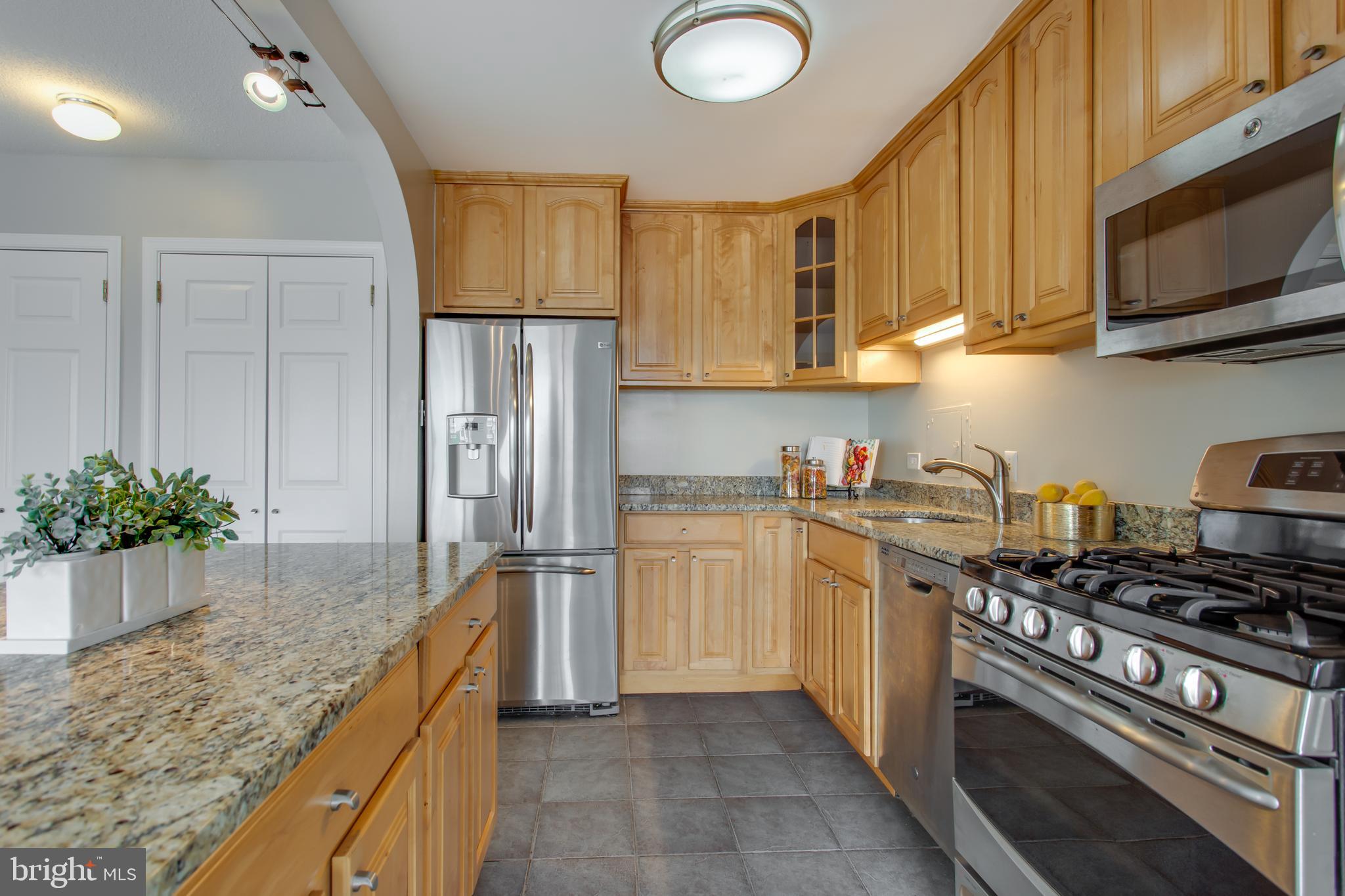 4501 ARLINGTON BOULEVARD 818