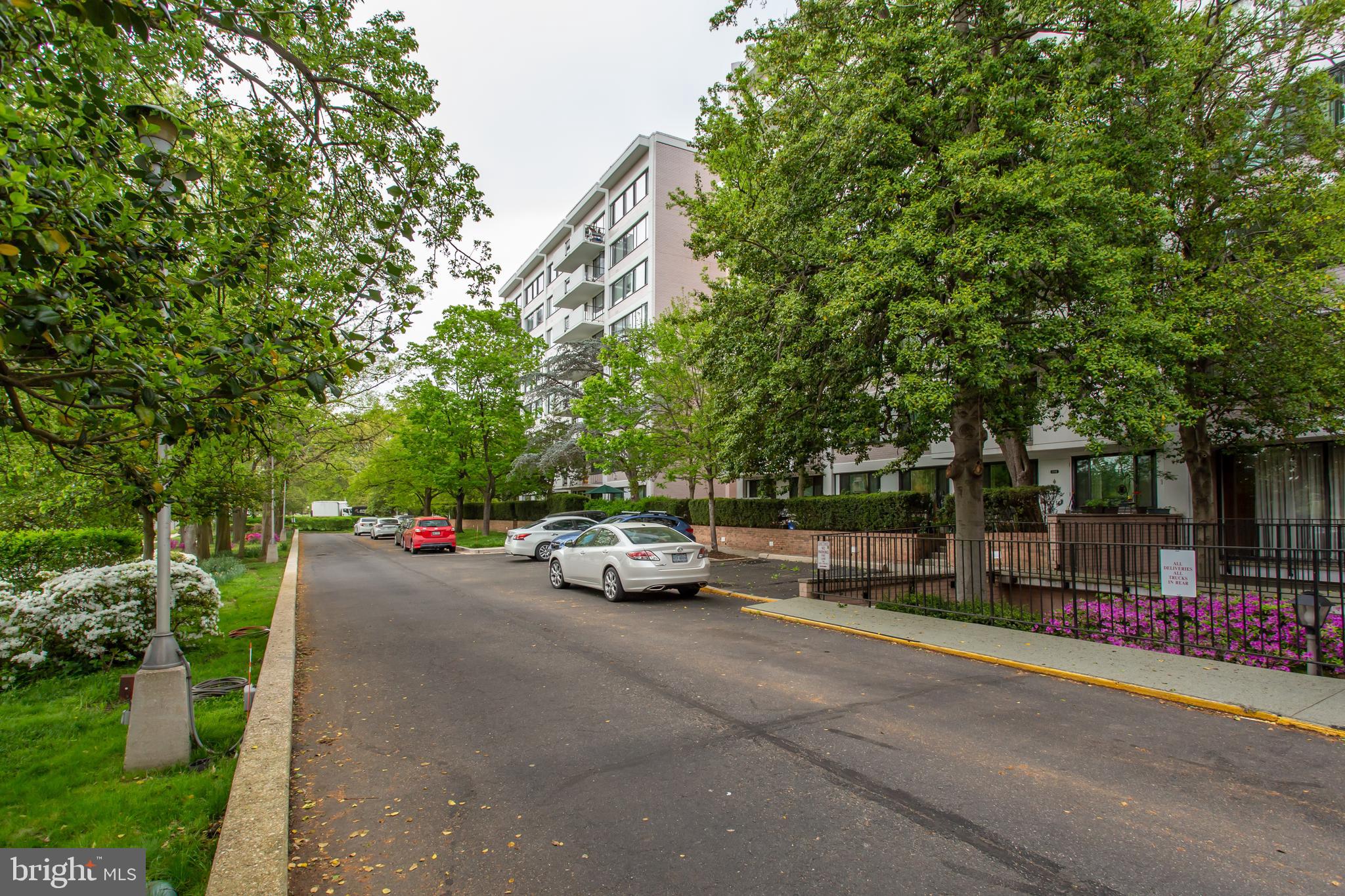 4501 ARLINGTON BOULEVARD 818