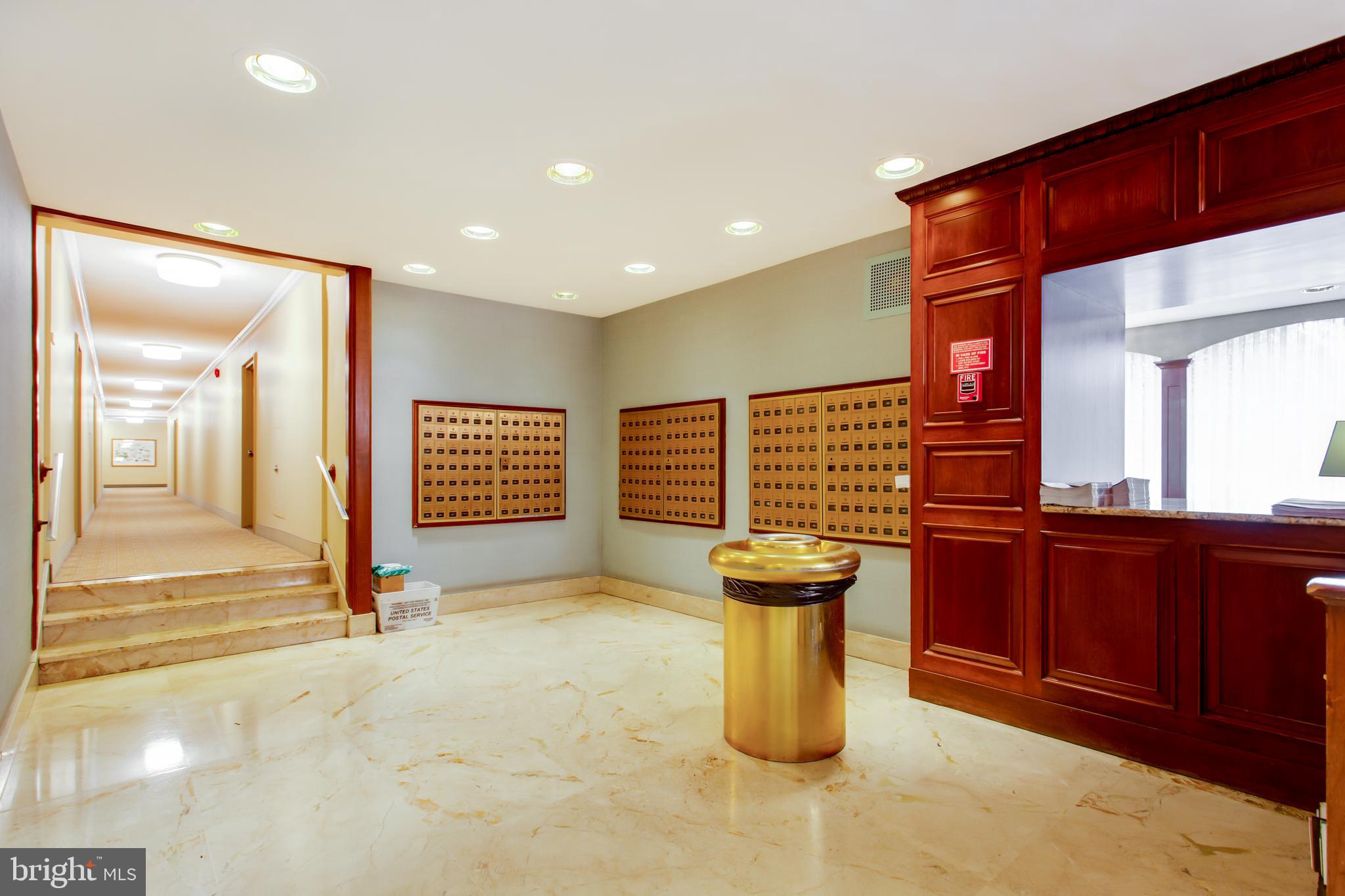 4501 ARLINGTON BOULEVARD 818