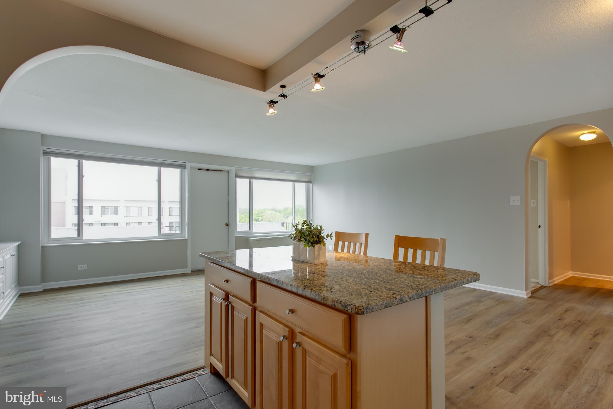 4501 ARLINGTON BOULEVARD 818