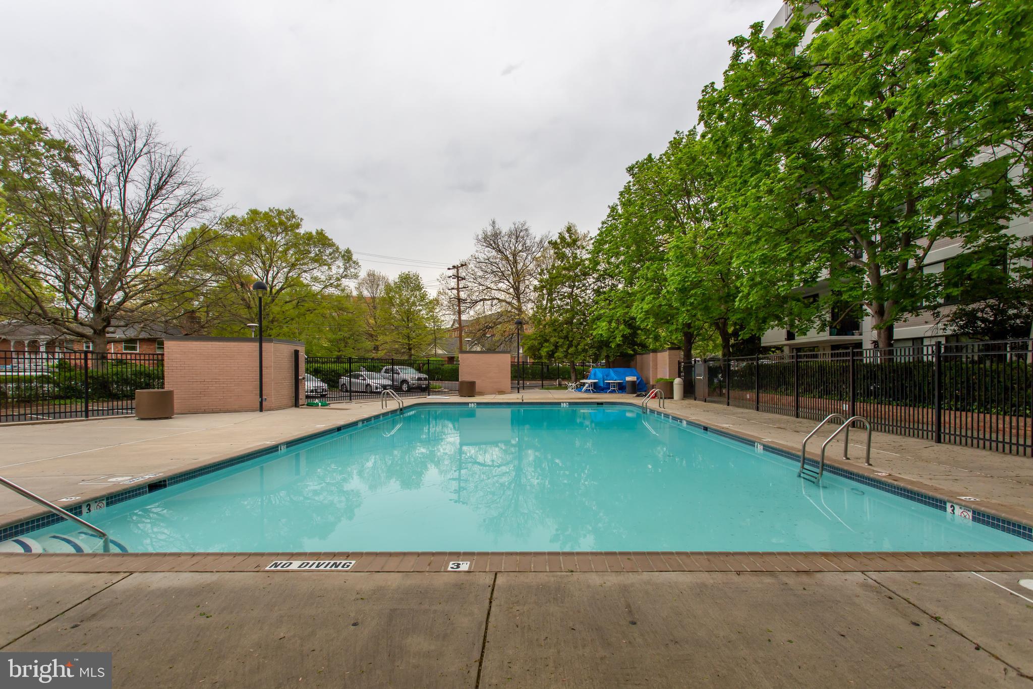 4501 ARLINGTON BOULEVARD 818