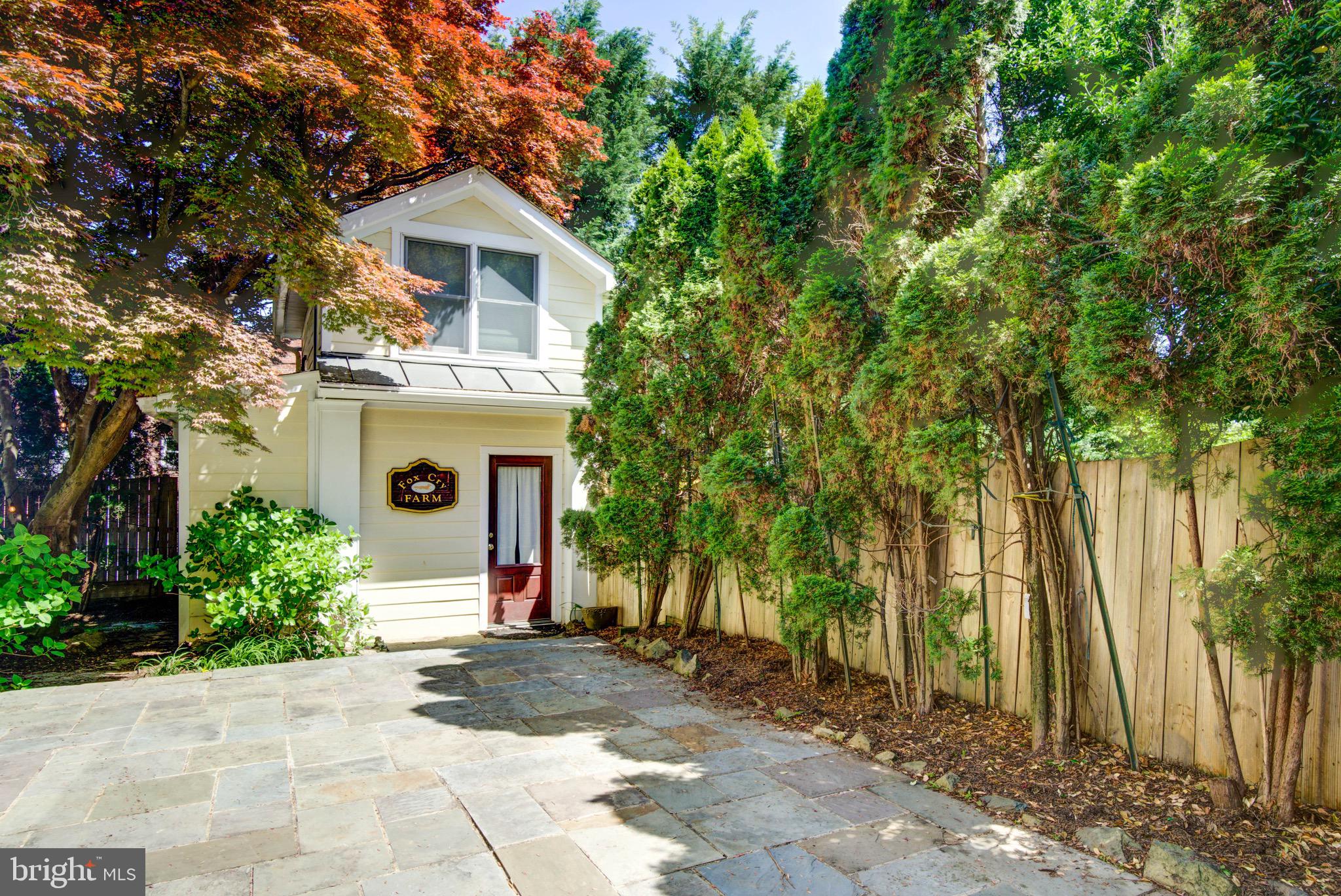 1111 N KENTUCKY STREET