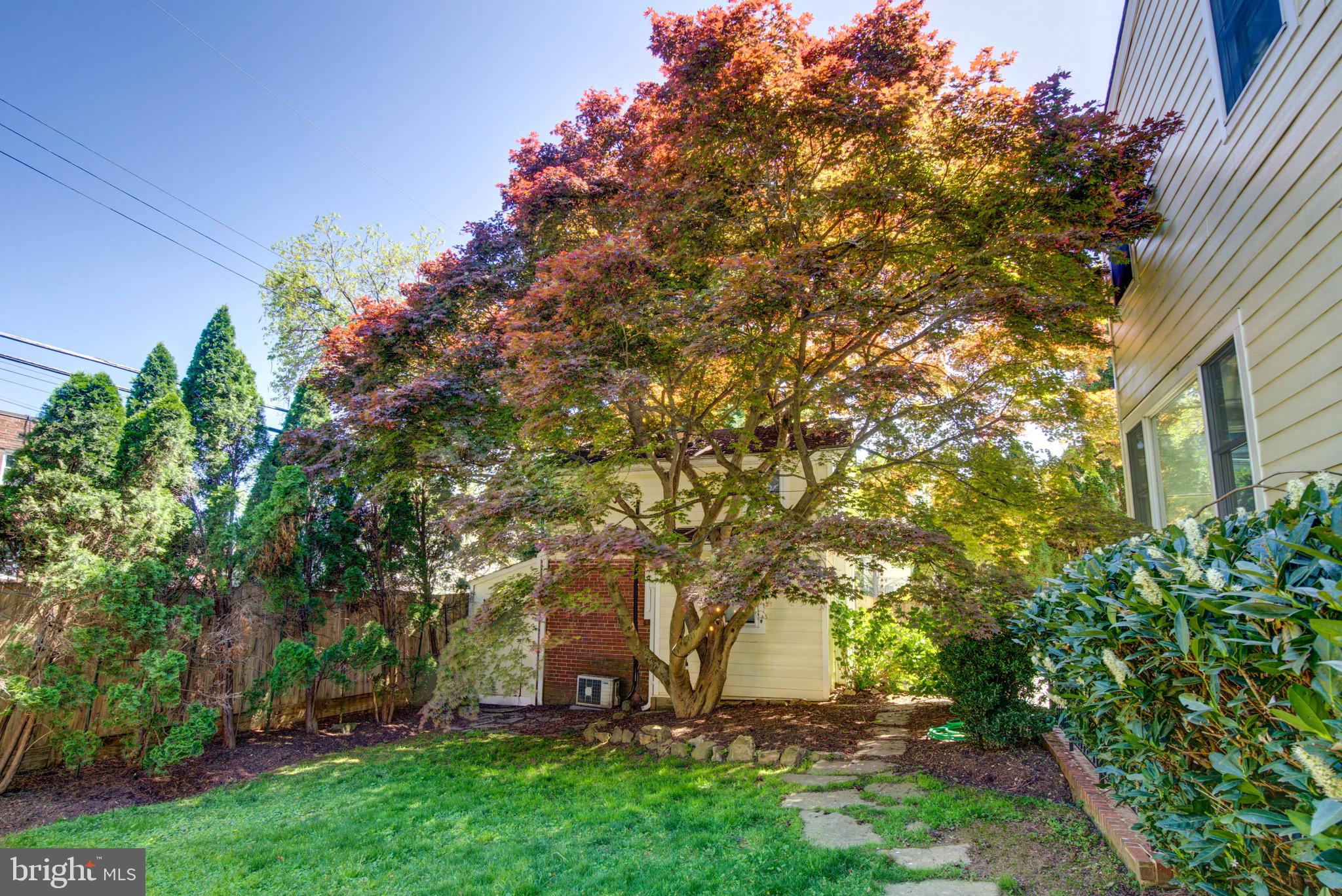 1111 N KENTUCKY STREET
