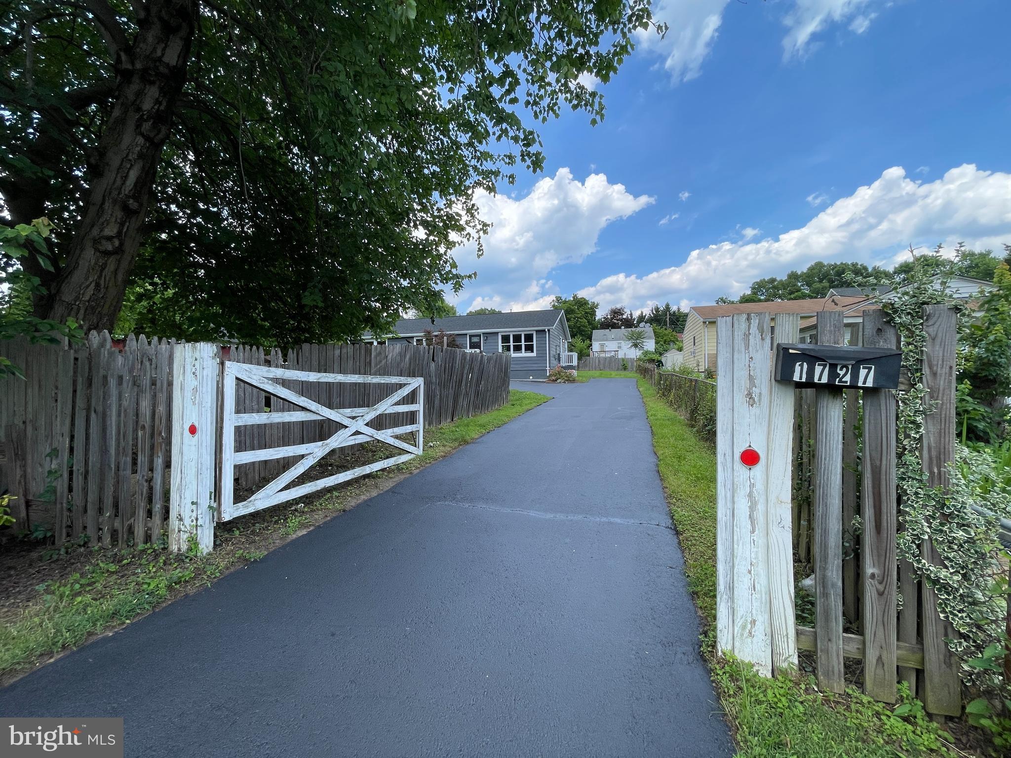 1727 N CAMERON STREET