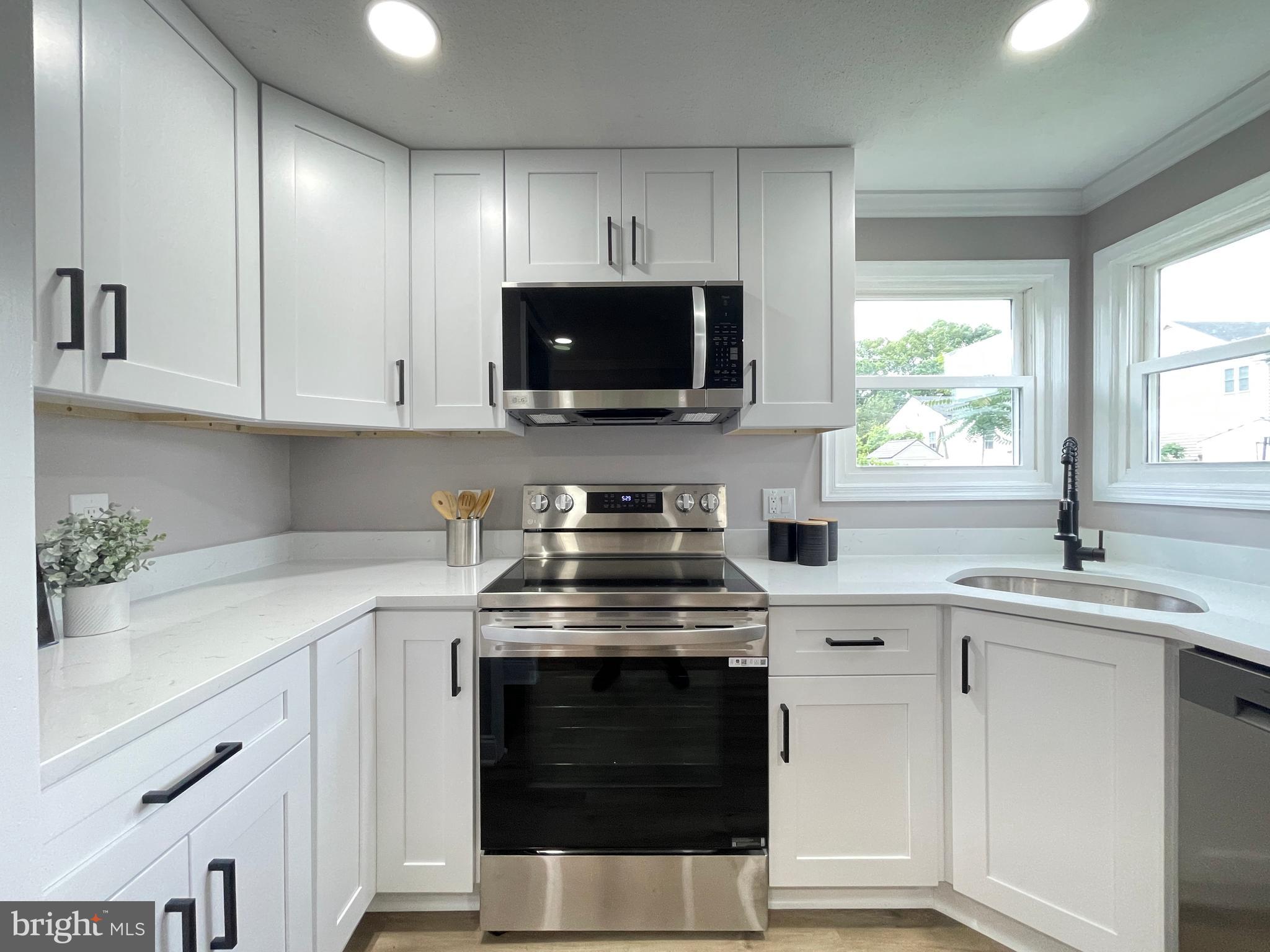 1727 N CAMERON STREET