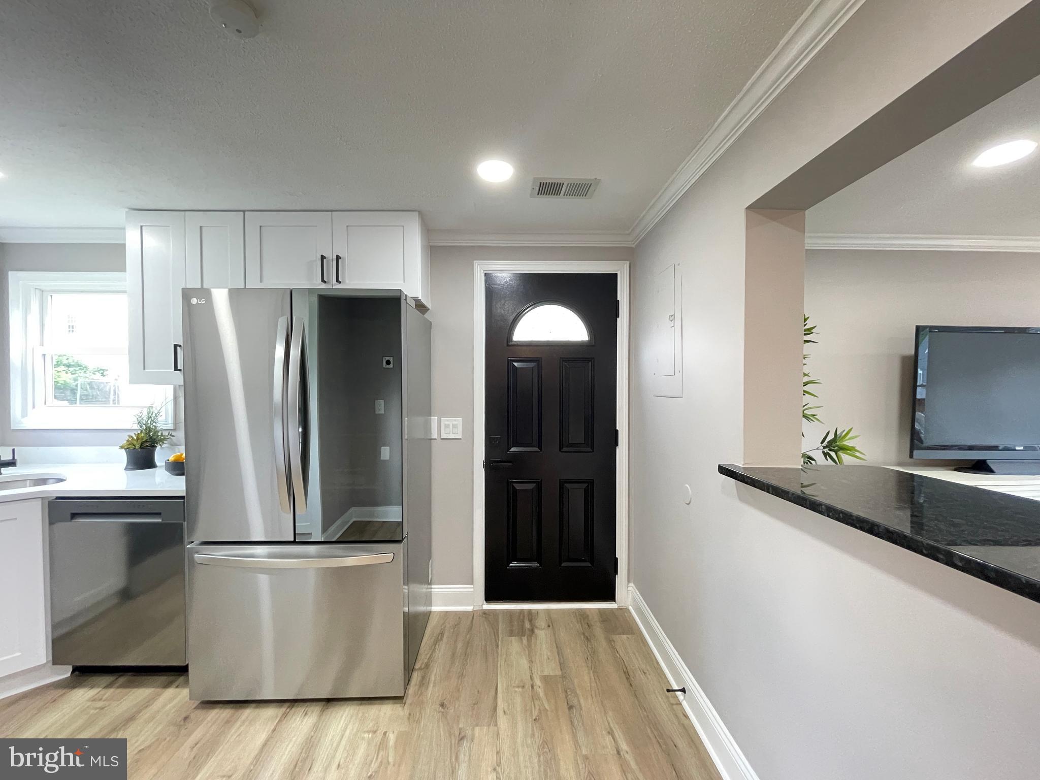 1727 N CAMERON STREET