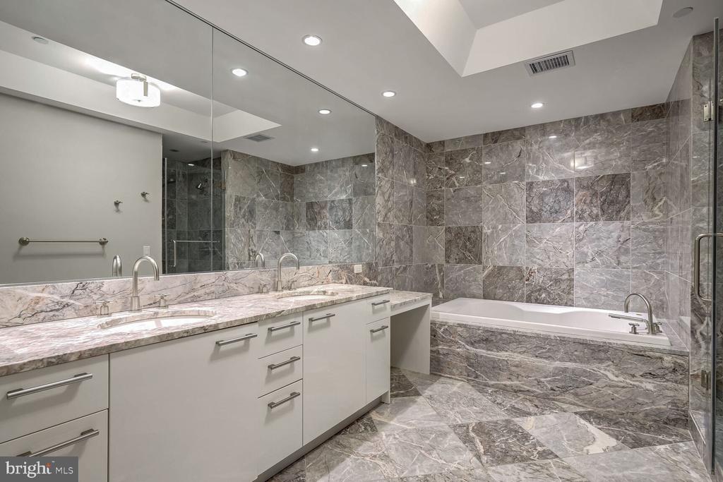 1881 N NASH STREET 1708