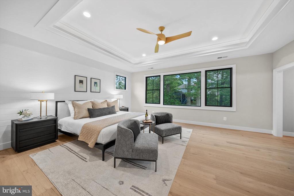 6807 Williamsburg Blvd
