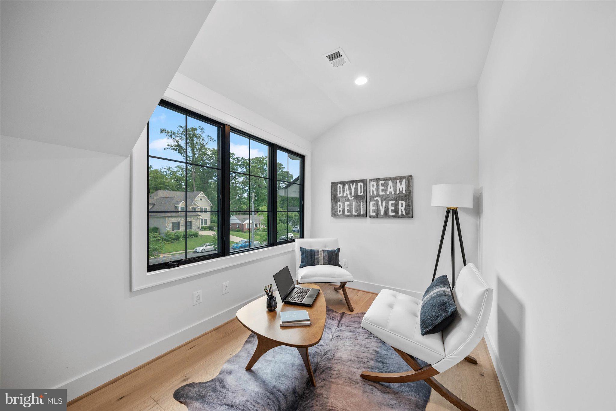 6807 Williamsburg Blvd