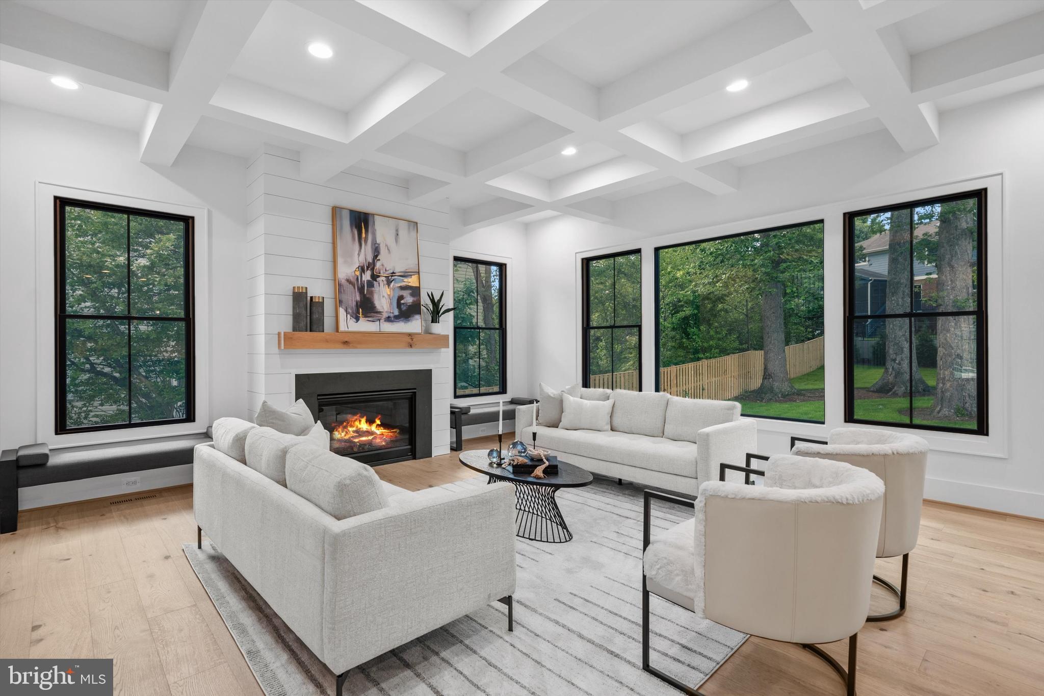6807 Williamsburg Blvd