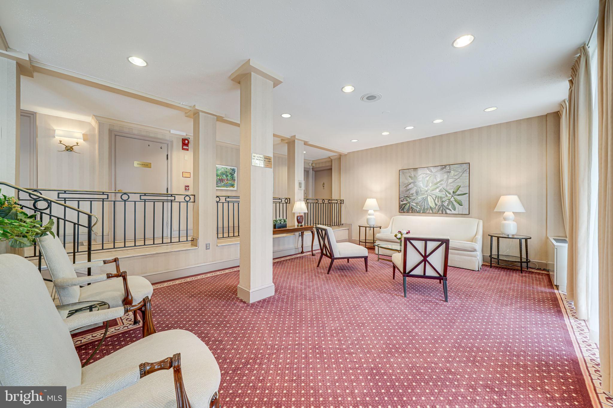 4390 LORCOM LANE 810