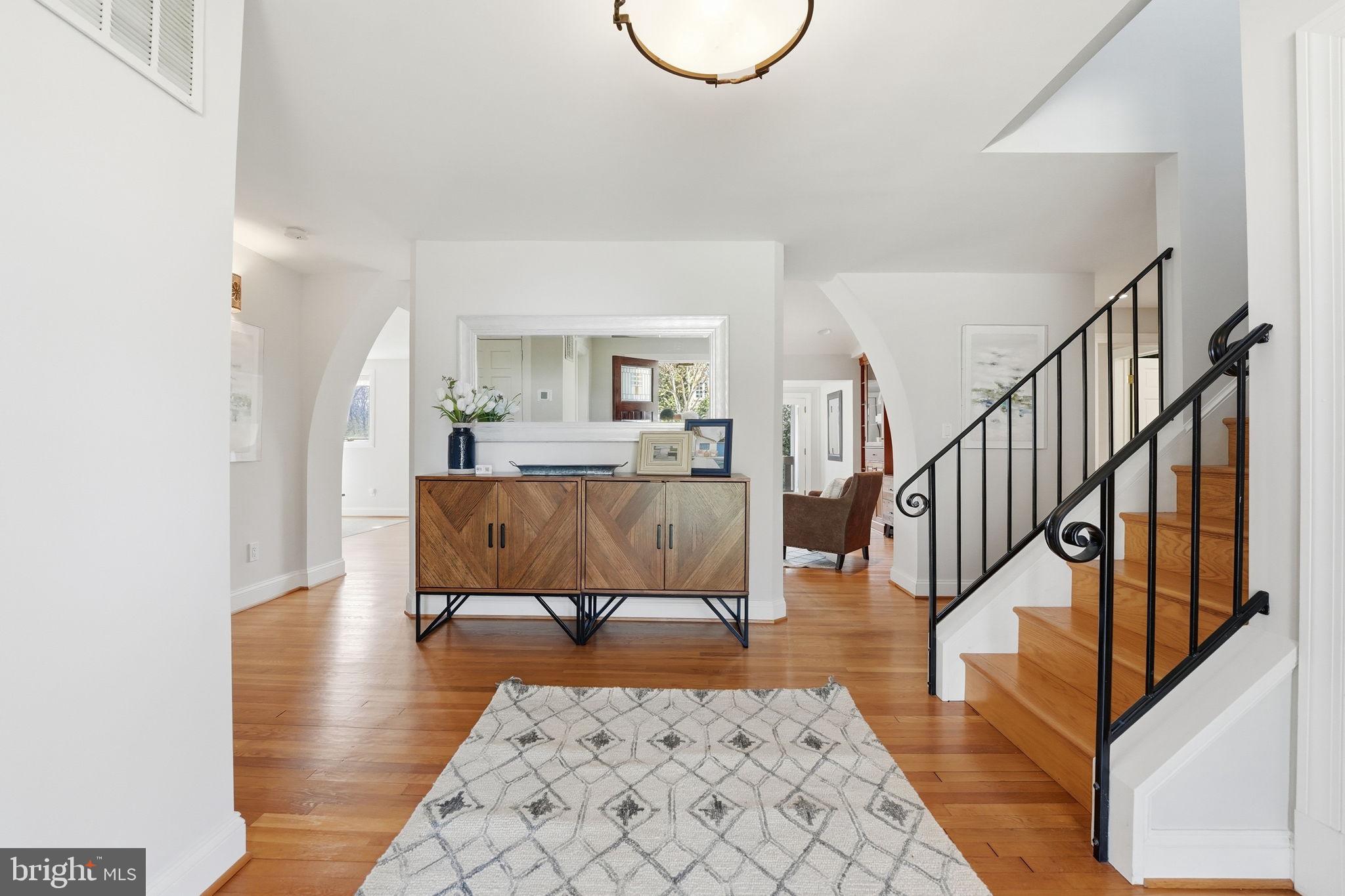 5600 16TH STREET N
