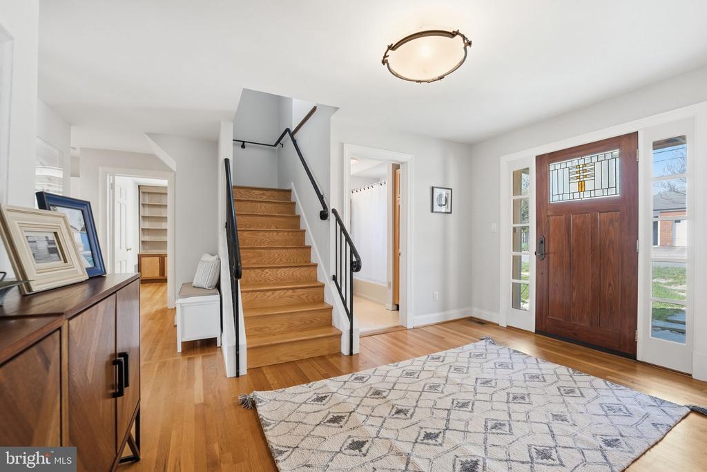 5600 16TH STREET N