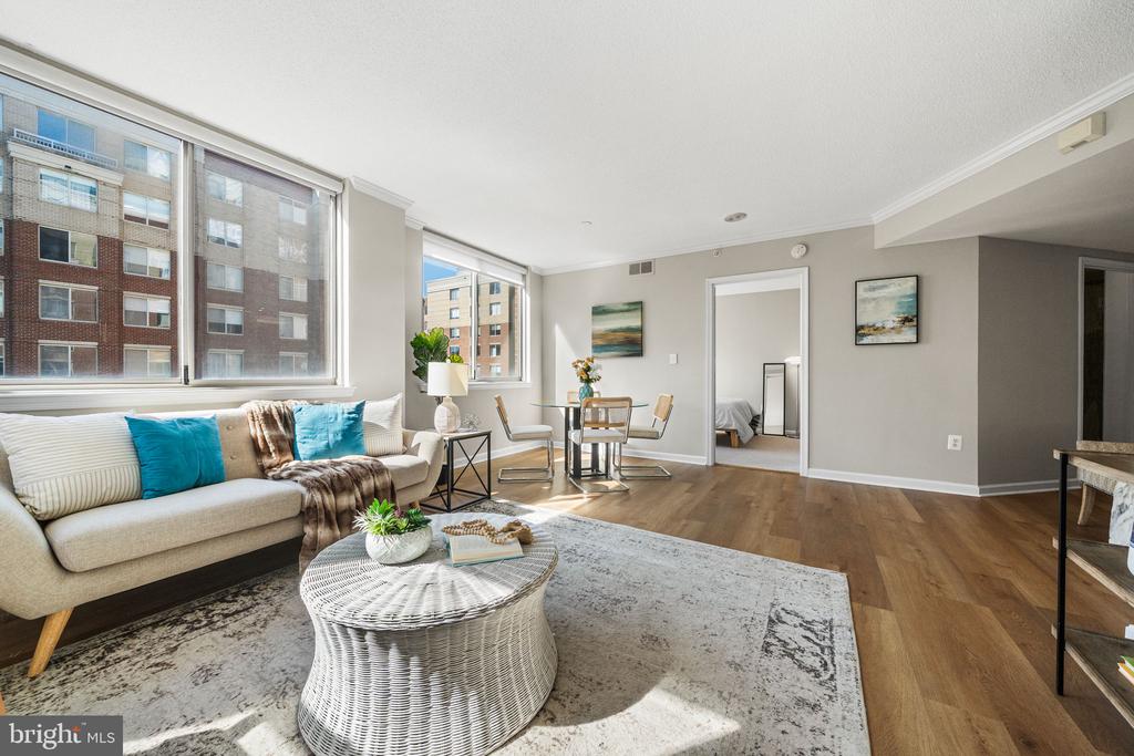 3835 9TH STREET N Unit: 603E