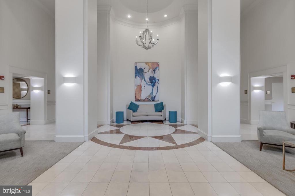 3835 9TH STREET N Unit: 603E