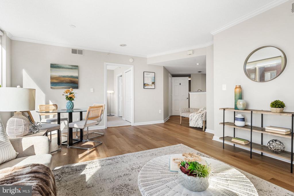 3835 9TH STREET N Unit: 603E