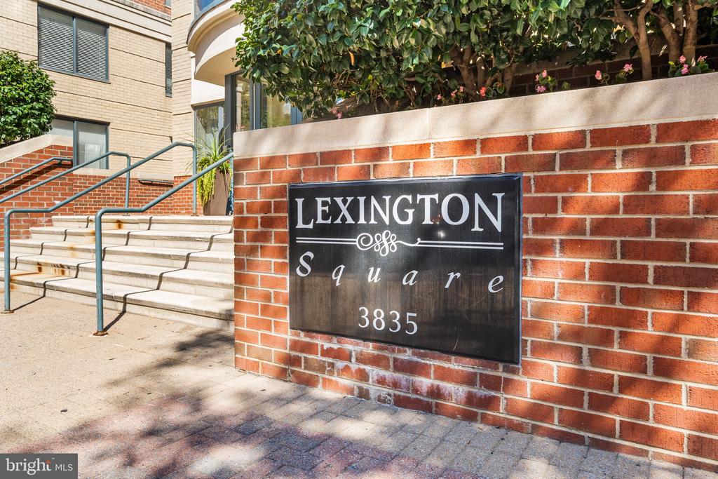 3835 9TH STREET N Unit: 603E