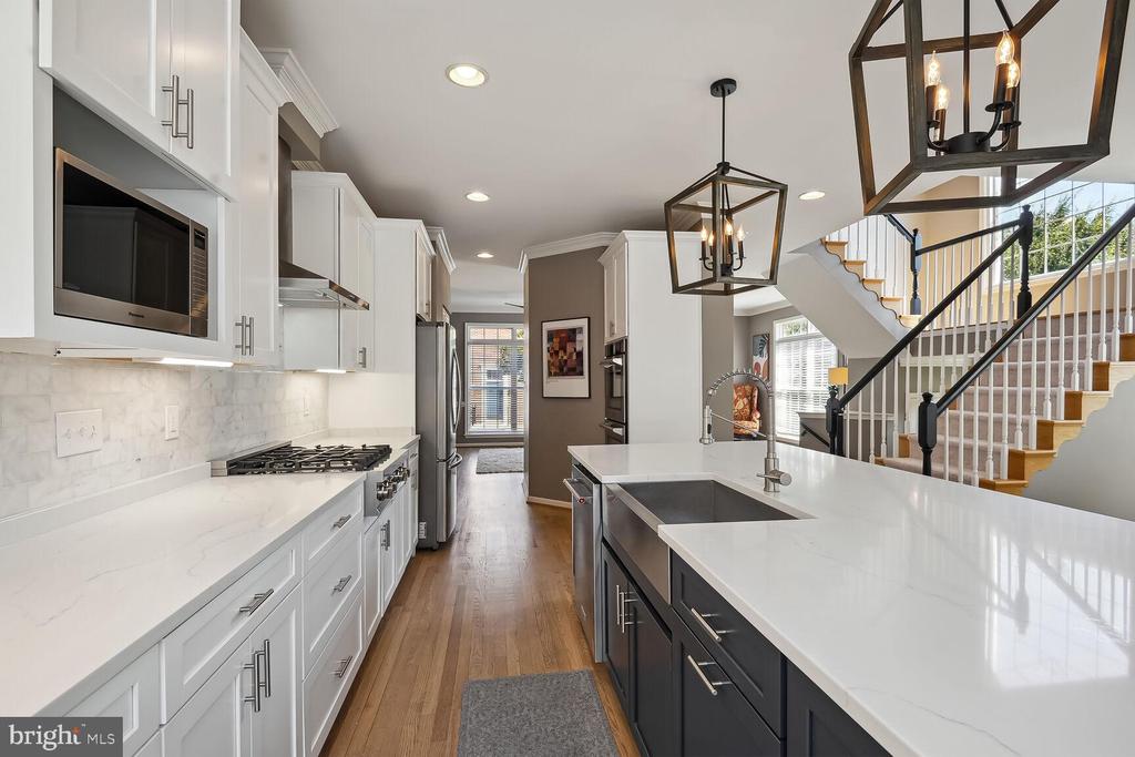2429 GORGAS PLACE