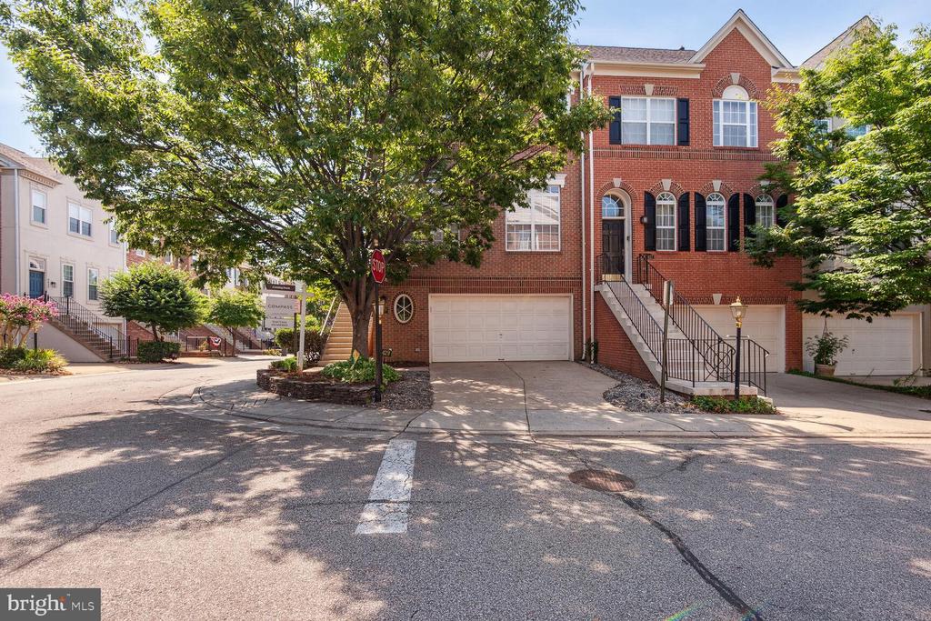 2429 GORGAS PLACE