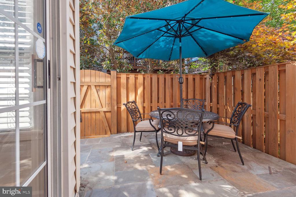 2429 GORGAS PLACE