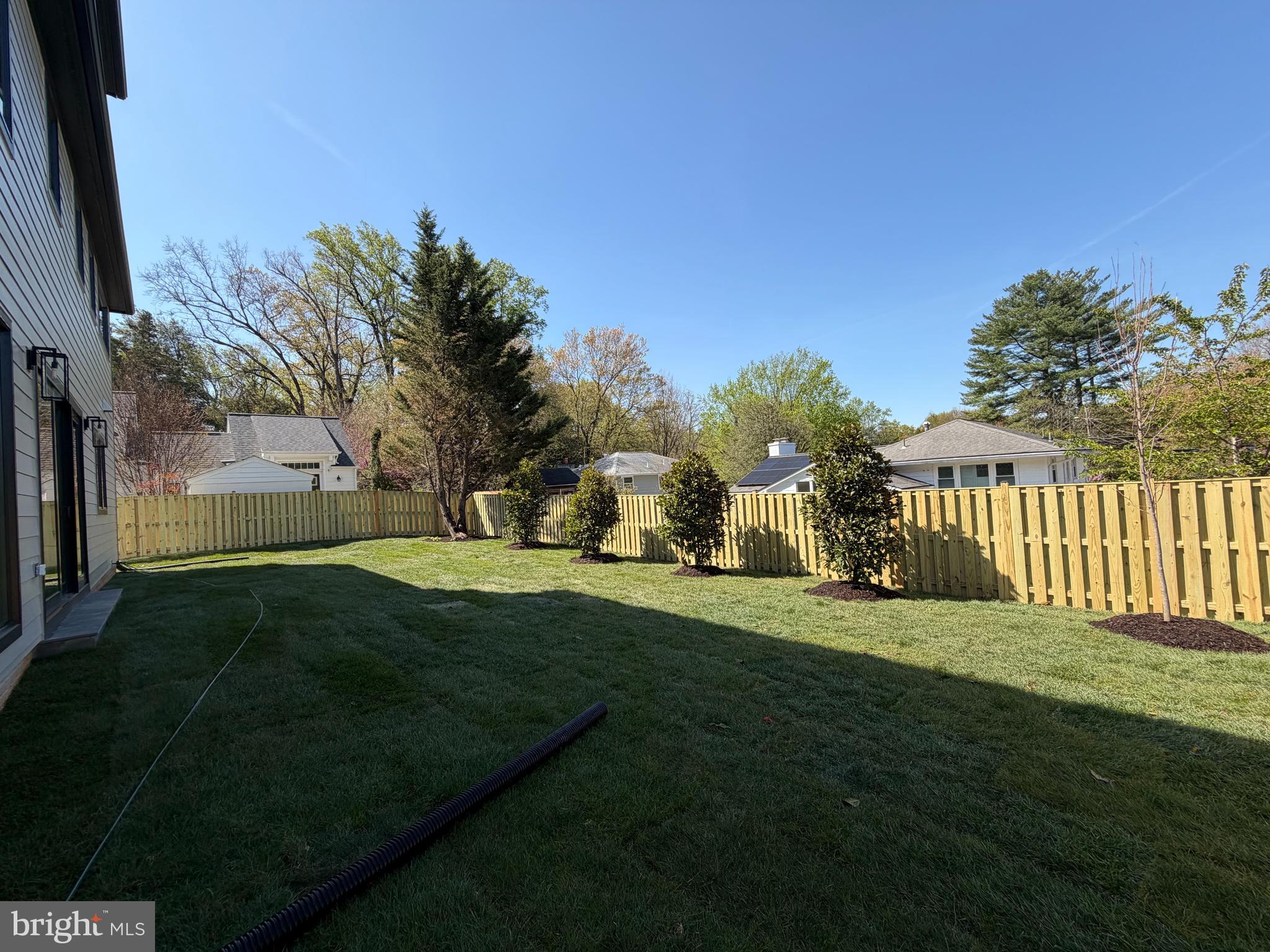 1104 N TUCKAHOE STREET