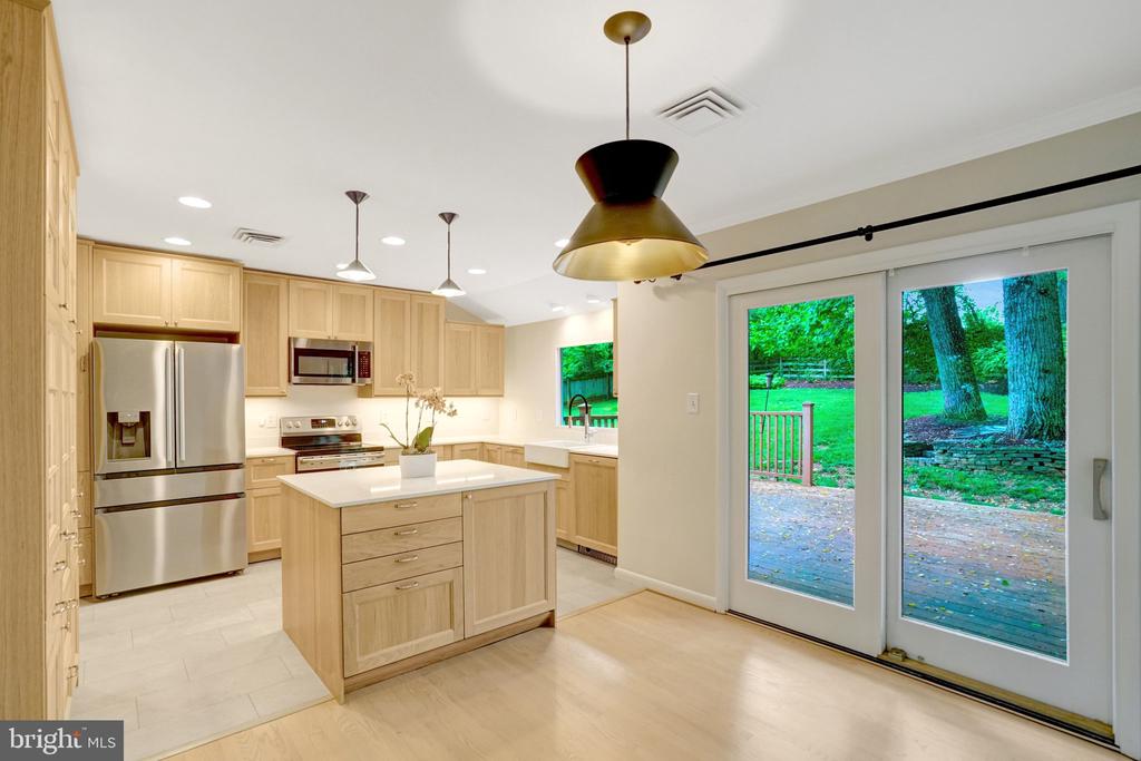 105 POPLAR DRIVE