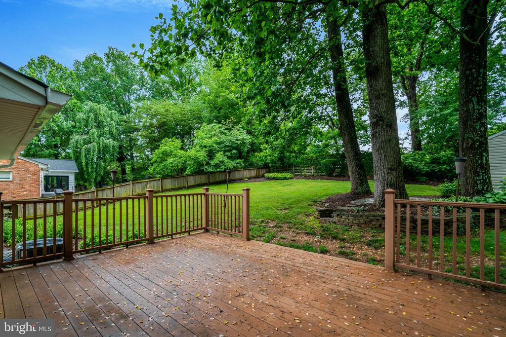 105 POPLAR DRIVE