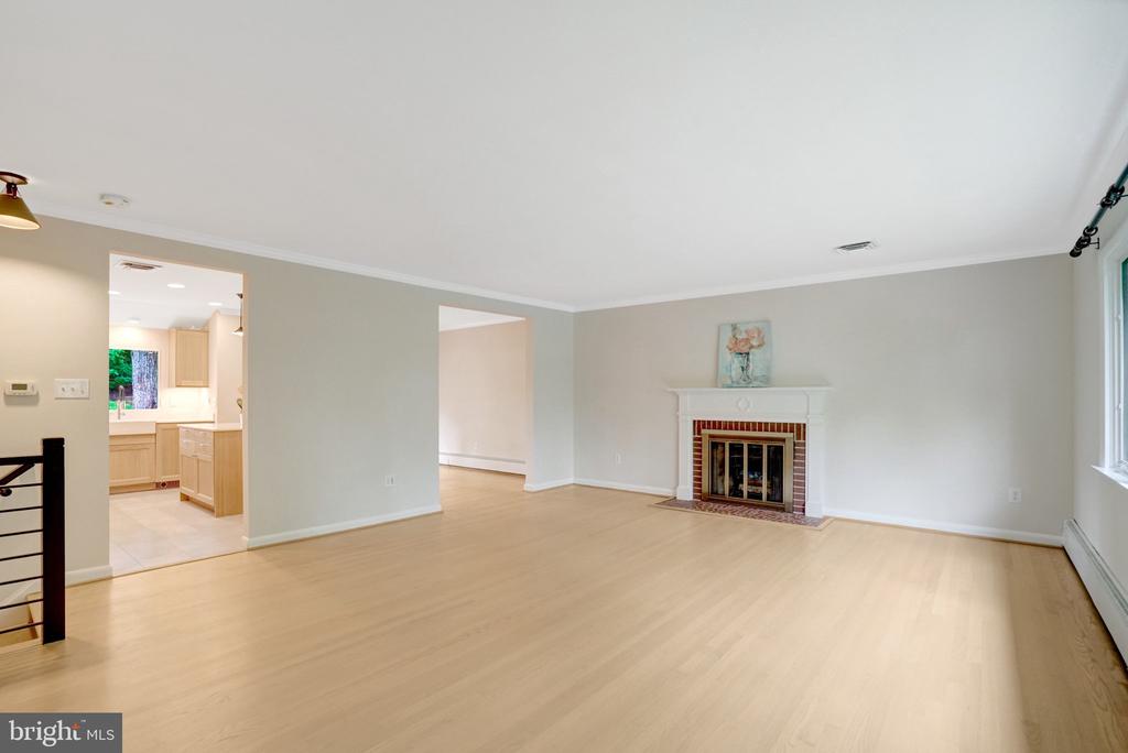 105 POPLAR DRIVE