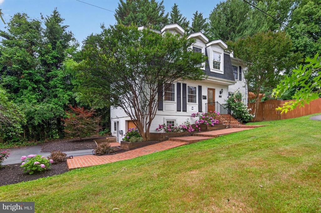 4020 ROBERTS ROAD