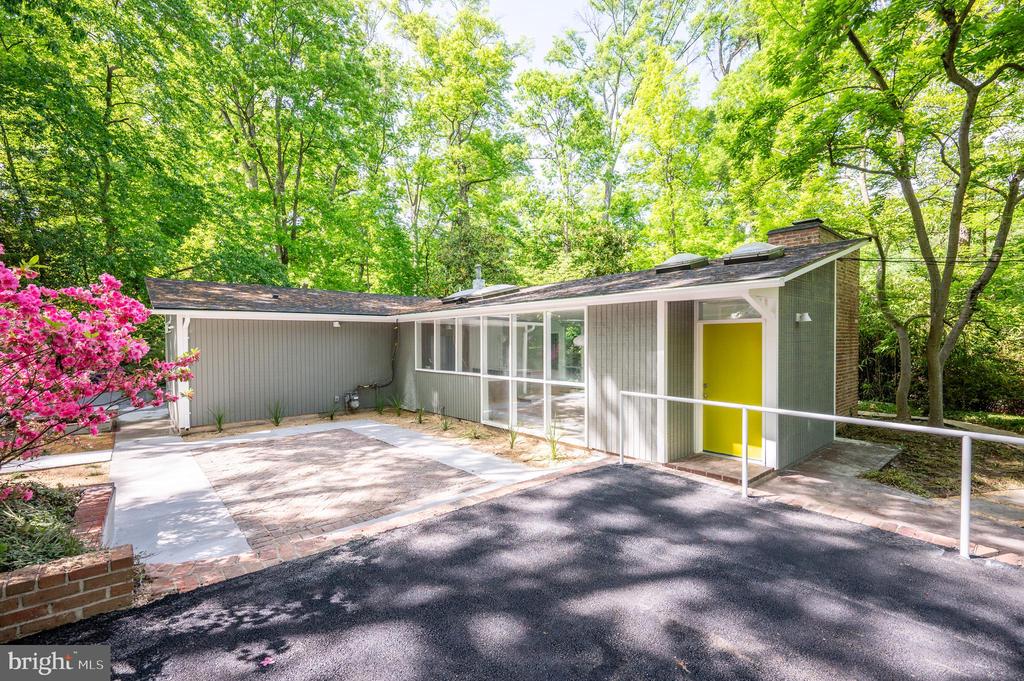 7218 STAFFORD ROAD