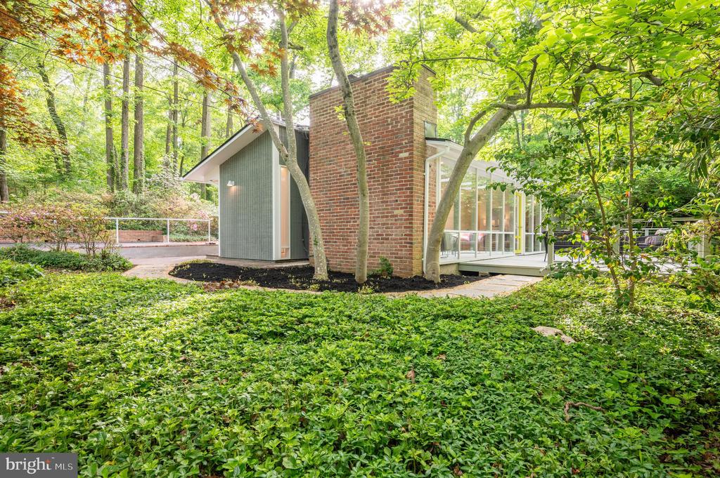 7218 STAFFORD ROAD