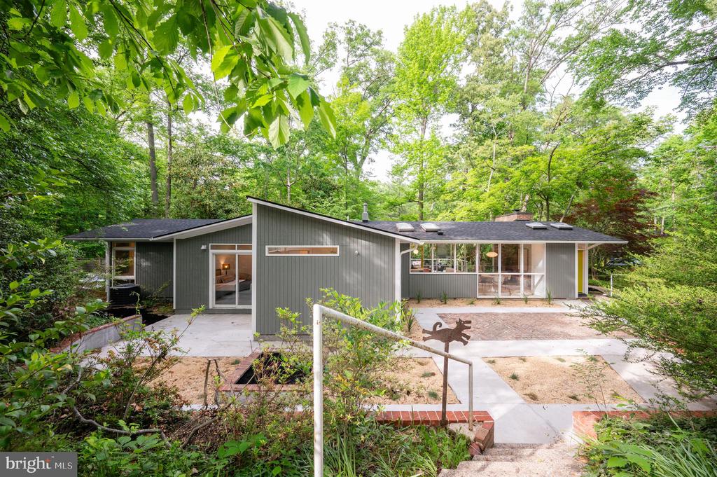 7218 STAFFORD ROAD