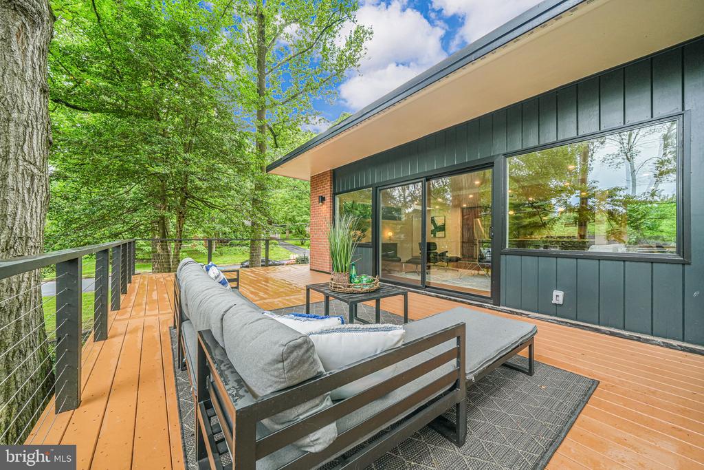 6210 WATERWAY DRIVE