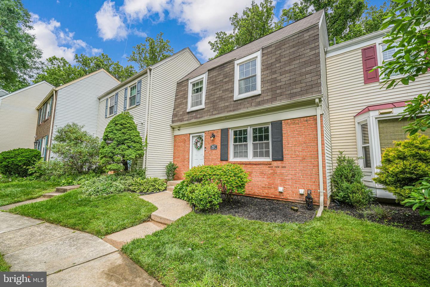 2927 Ellenwood Dr
