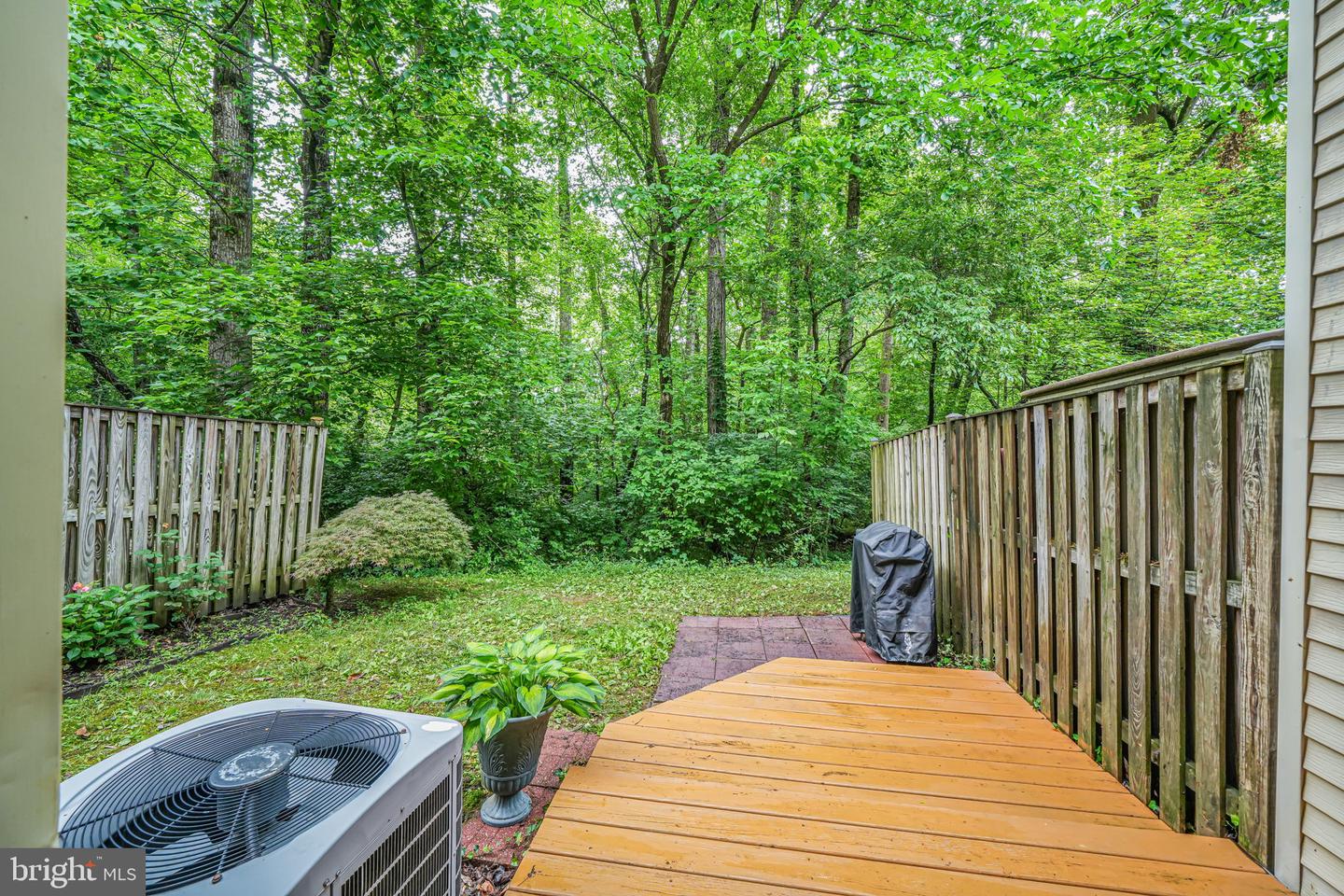 2927 Ellenwood Dr