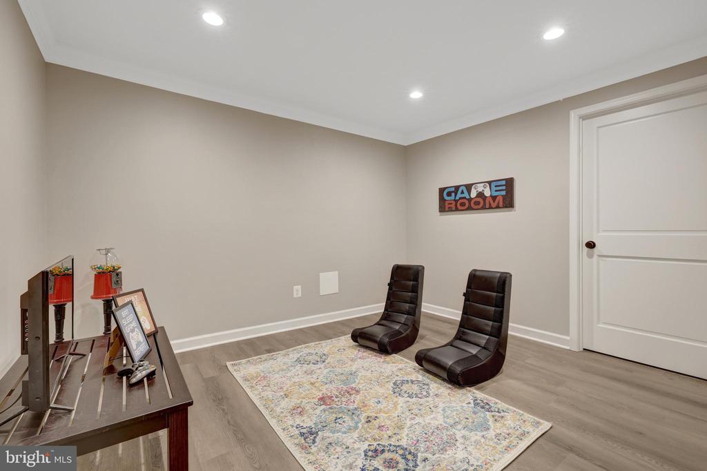 427 WEST STREET NW