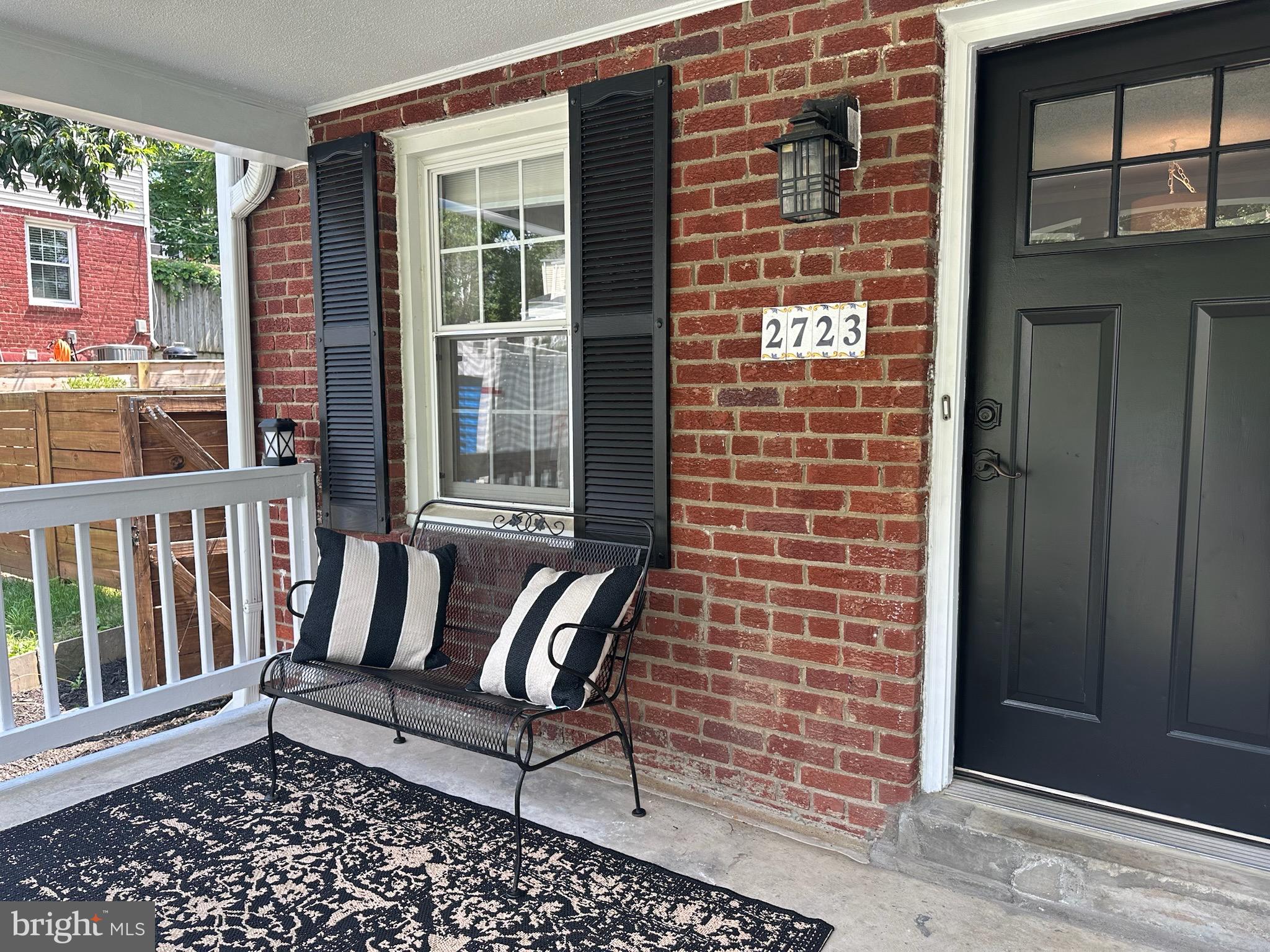 2723 FARNSWORTH DRIVE