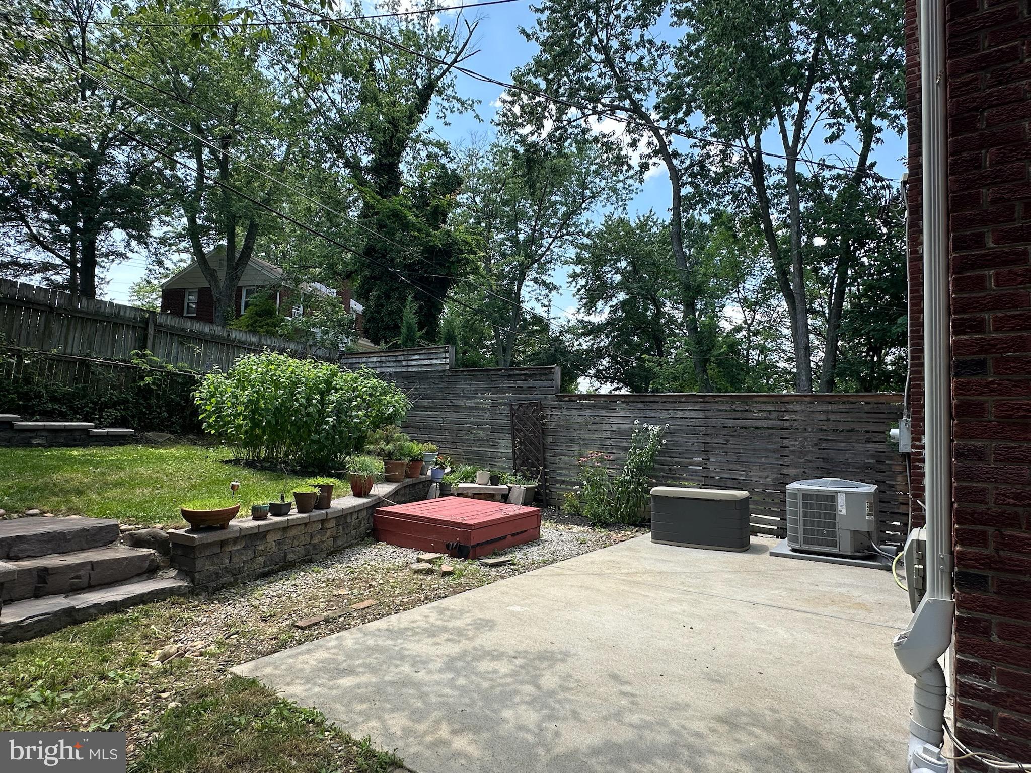 2723 FARNSWORTH DRIVE