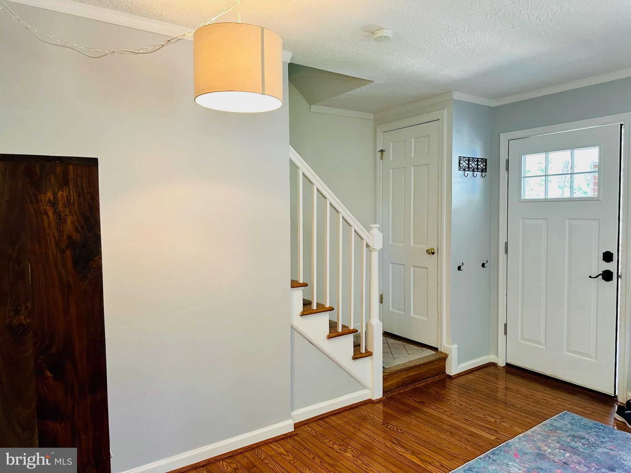 2723 FARNSWORTH DRIVE