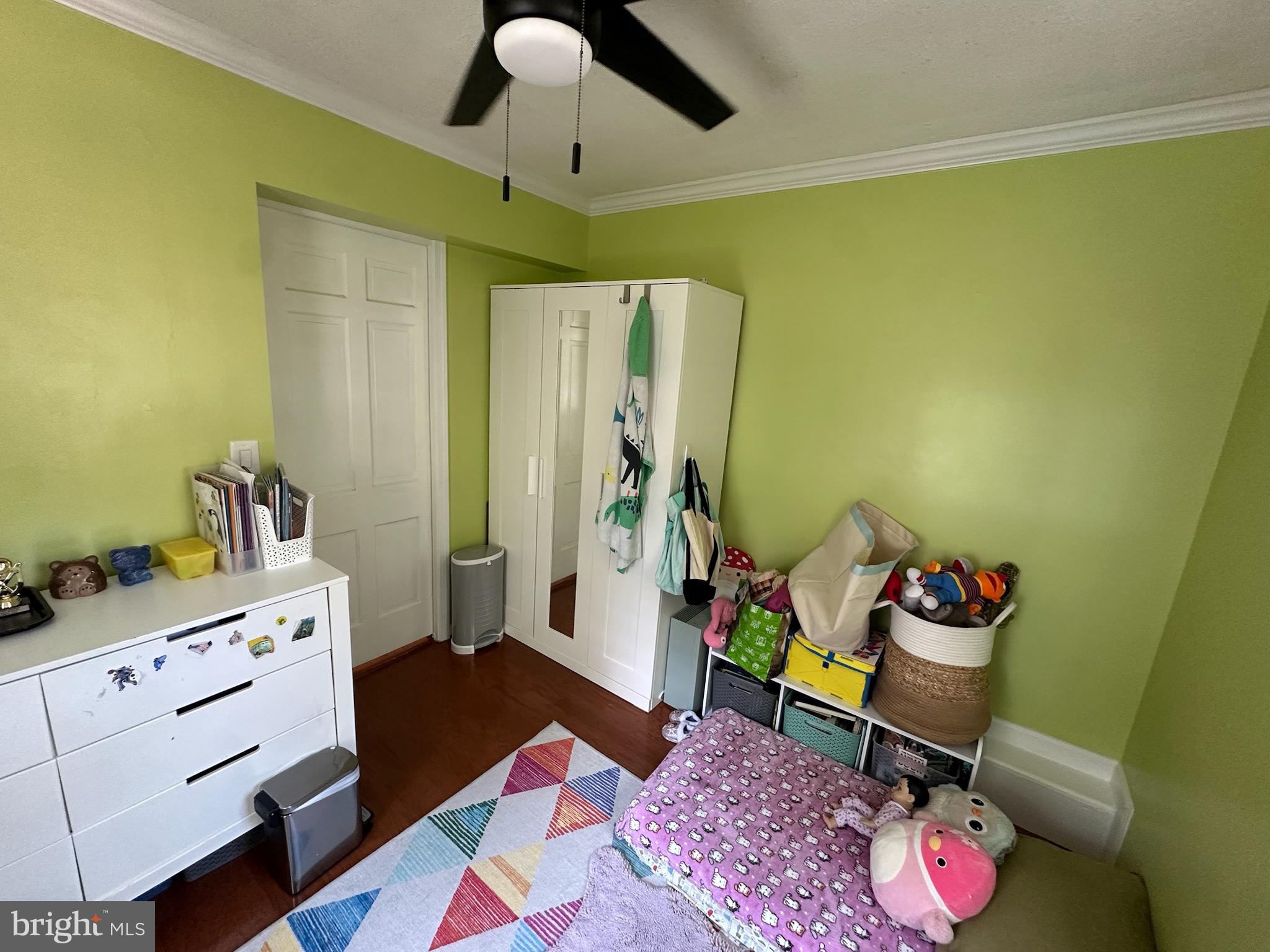 2723 FARNSWORTH DRIVE