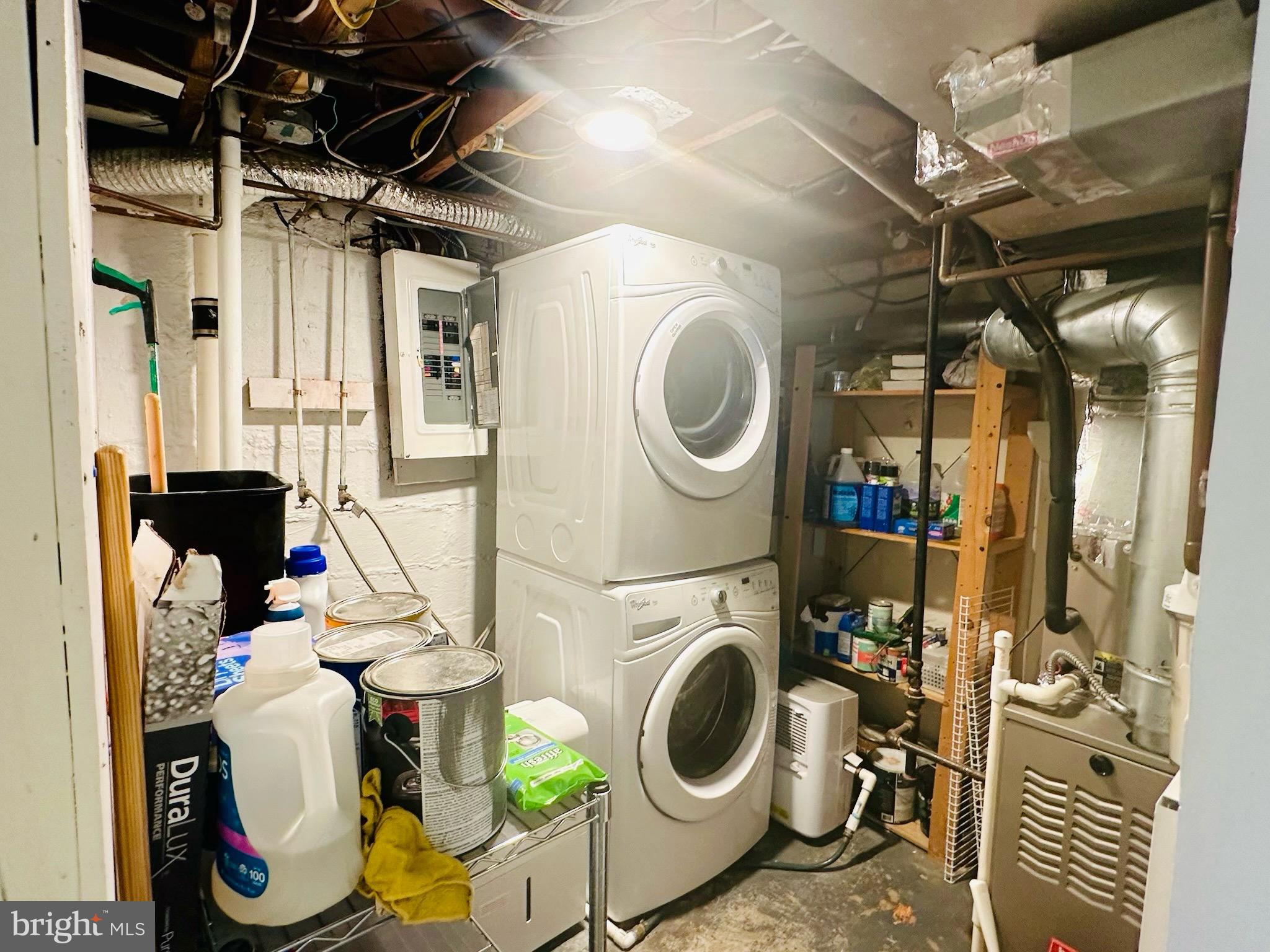 2723 FARNSWORTH DRIVE