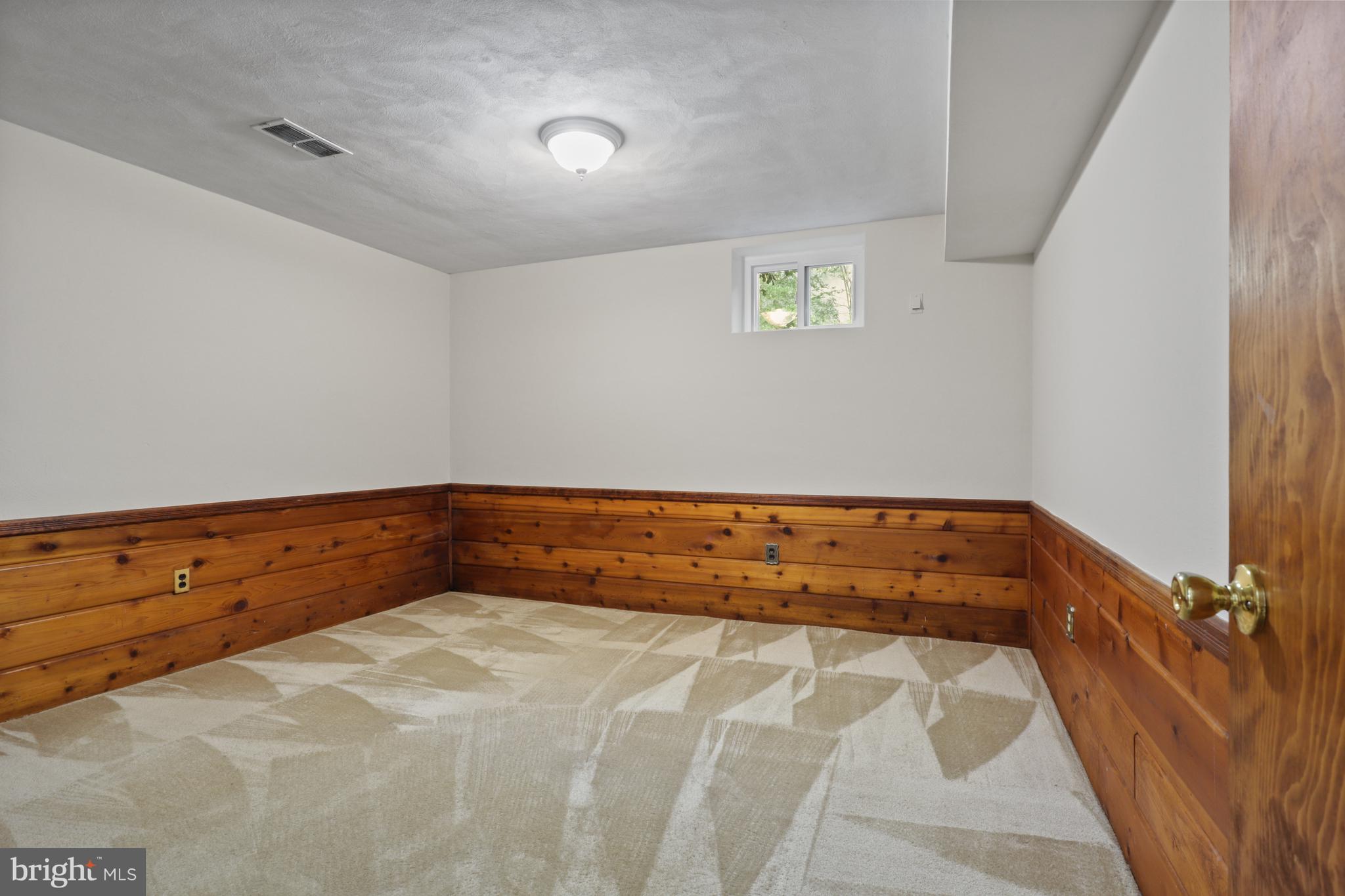 6139 TOMPKINS DRIVE