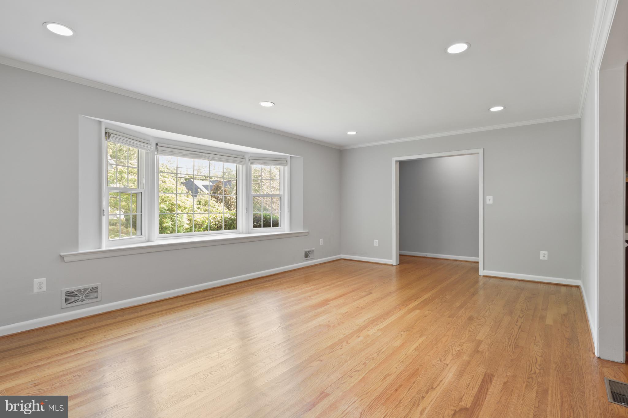 6139 TOMPKINS DRIVE