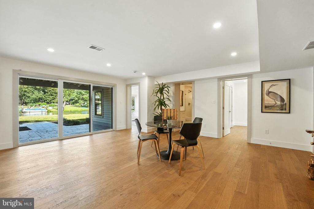 6211 WATERWAY DRIVE