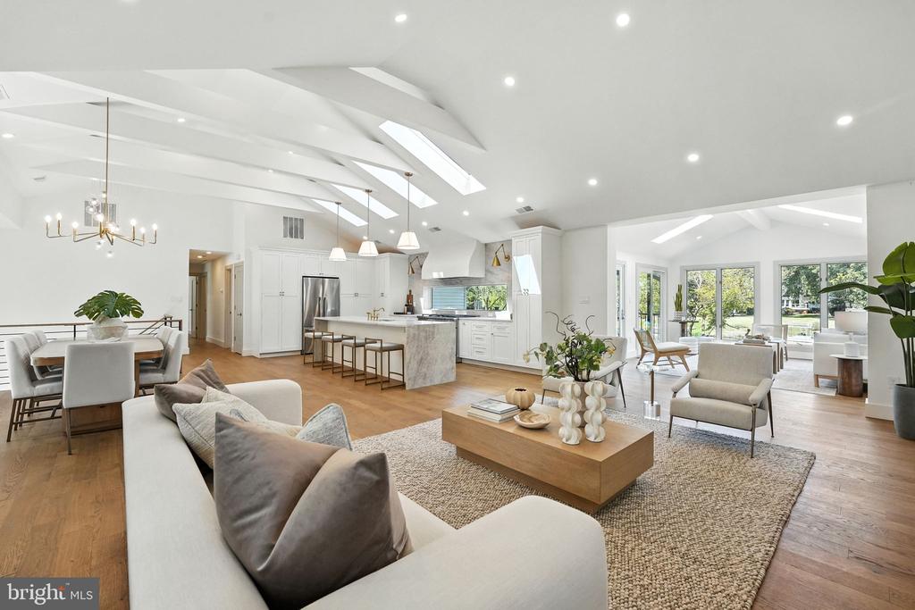 6211 WATERWAY DRIVE