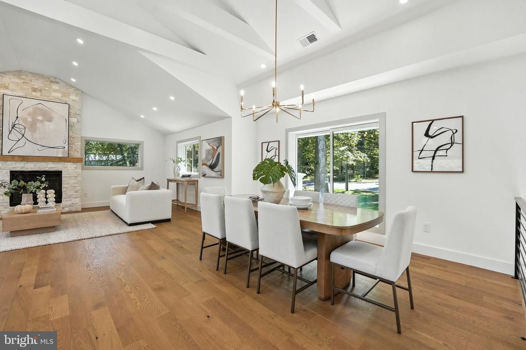 6211 WATERWAY DRIVE