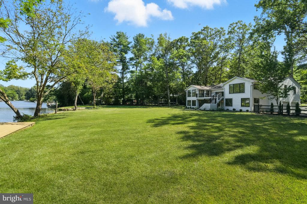 6211 WATERWAY DRIVE